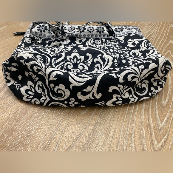 Versatile Large Paisley Boho Beachy Shoulder Bag - Picture 8 of 13